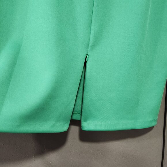 Size 20 Eloquii Emerald Green Skirt with mini zipper - Picture 4 of 6